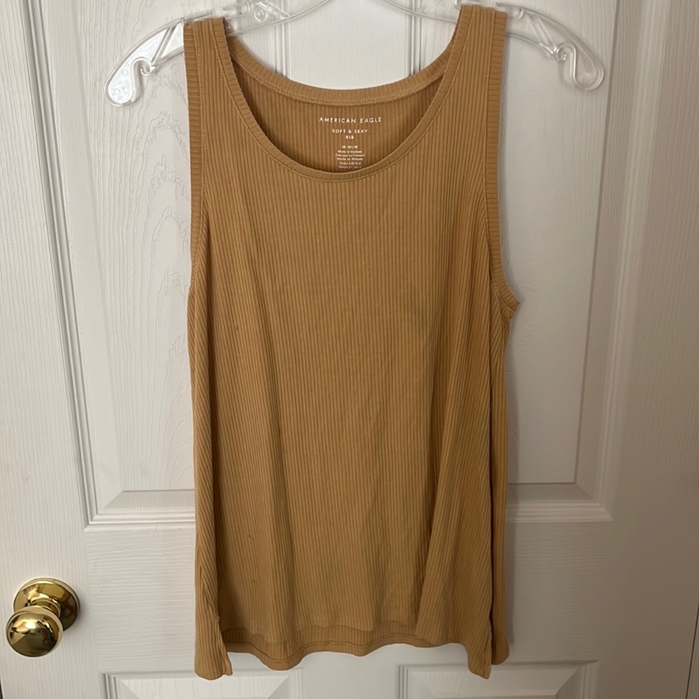 yellow American eagle tank